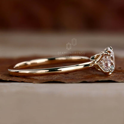 diamond engagement ring