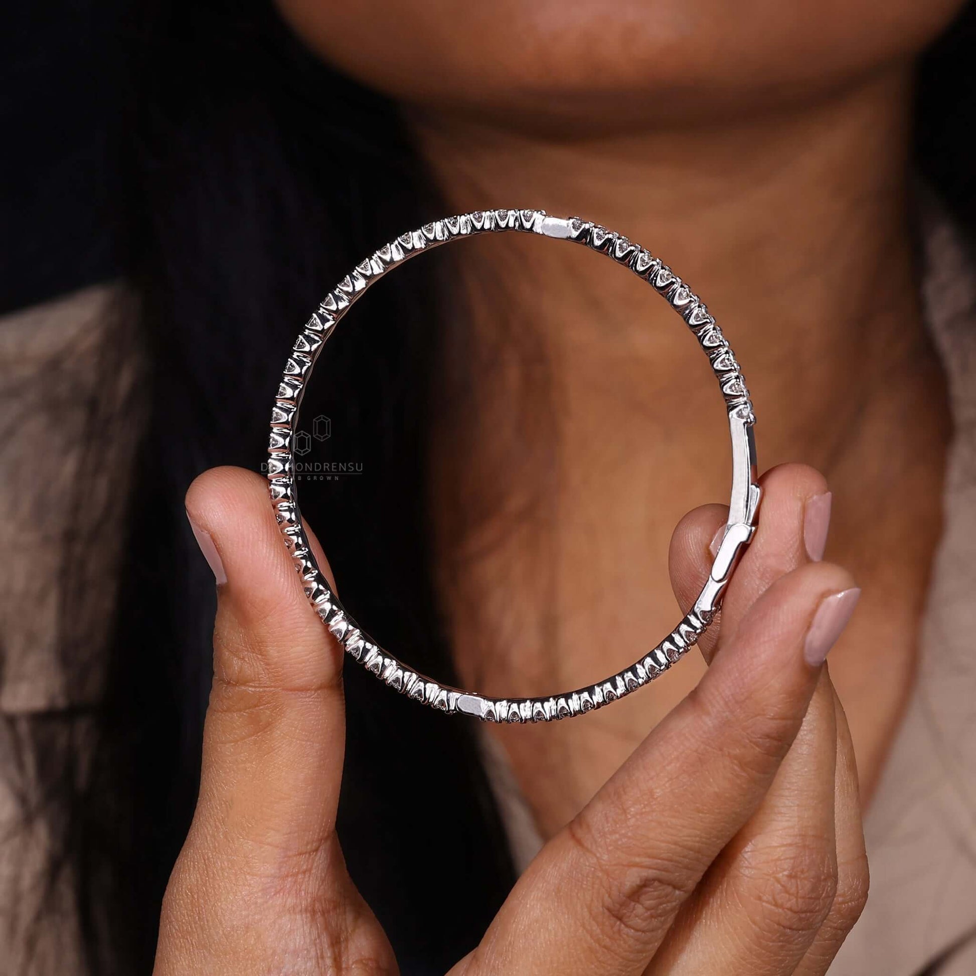 single diamond bangle