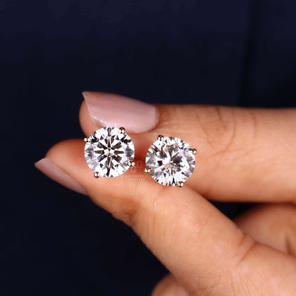 round cut diamond earrings