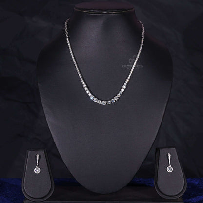 round diamond necklace