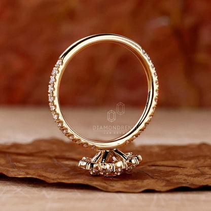 yellow gold engagement rings