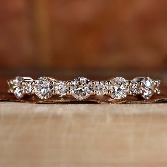 round lab grown diamond band