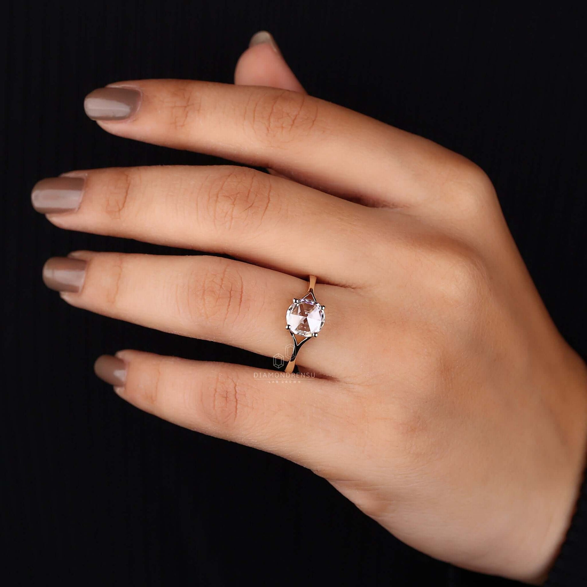 solitaire diamond ring