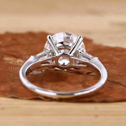 diamond wedding ring