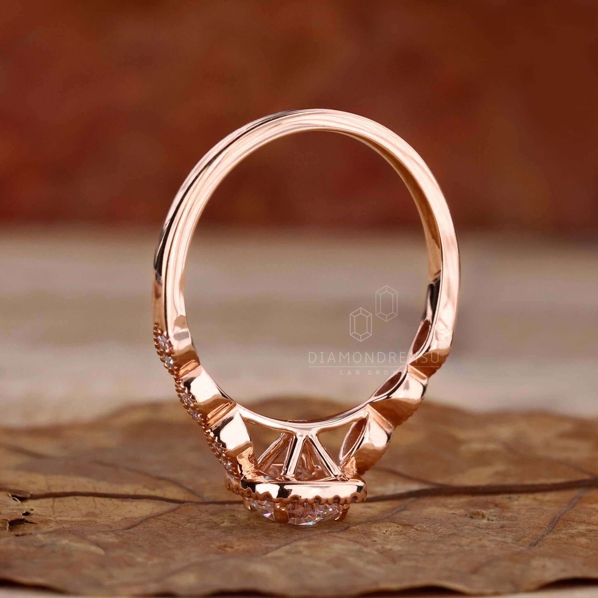 rose gold engagement ring