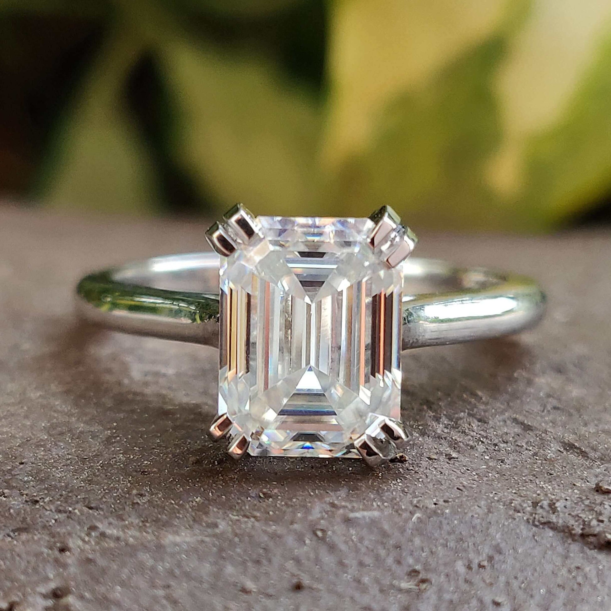 moissanite engagement rings - diamondrensu