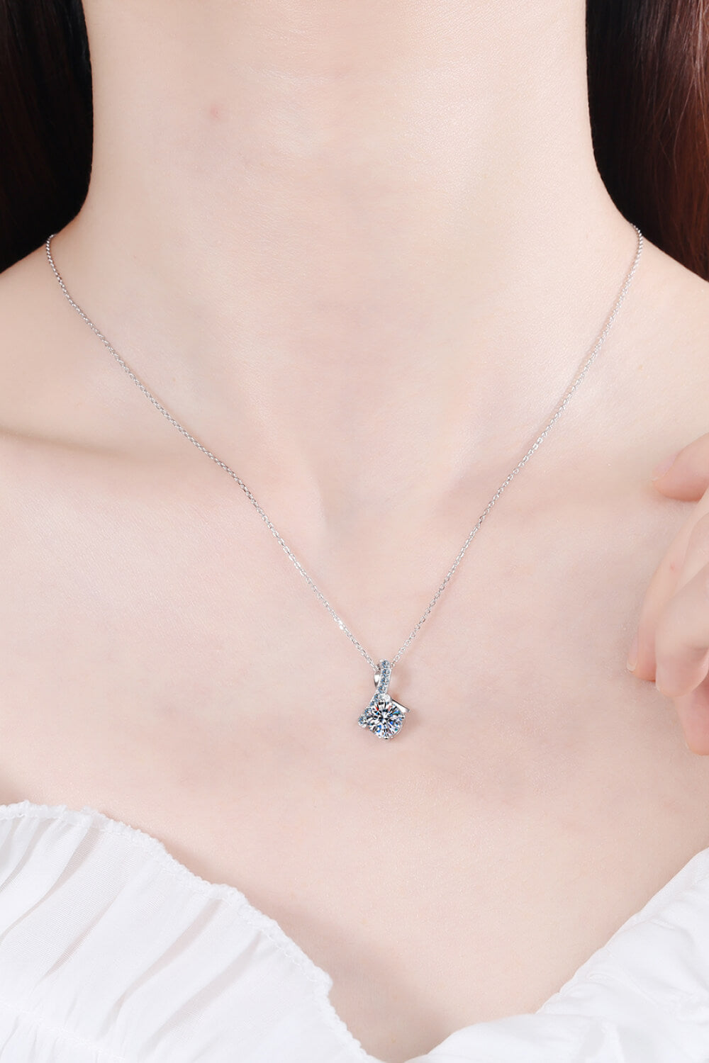 Unique and Chic Moissanite Pendant Necklace