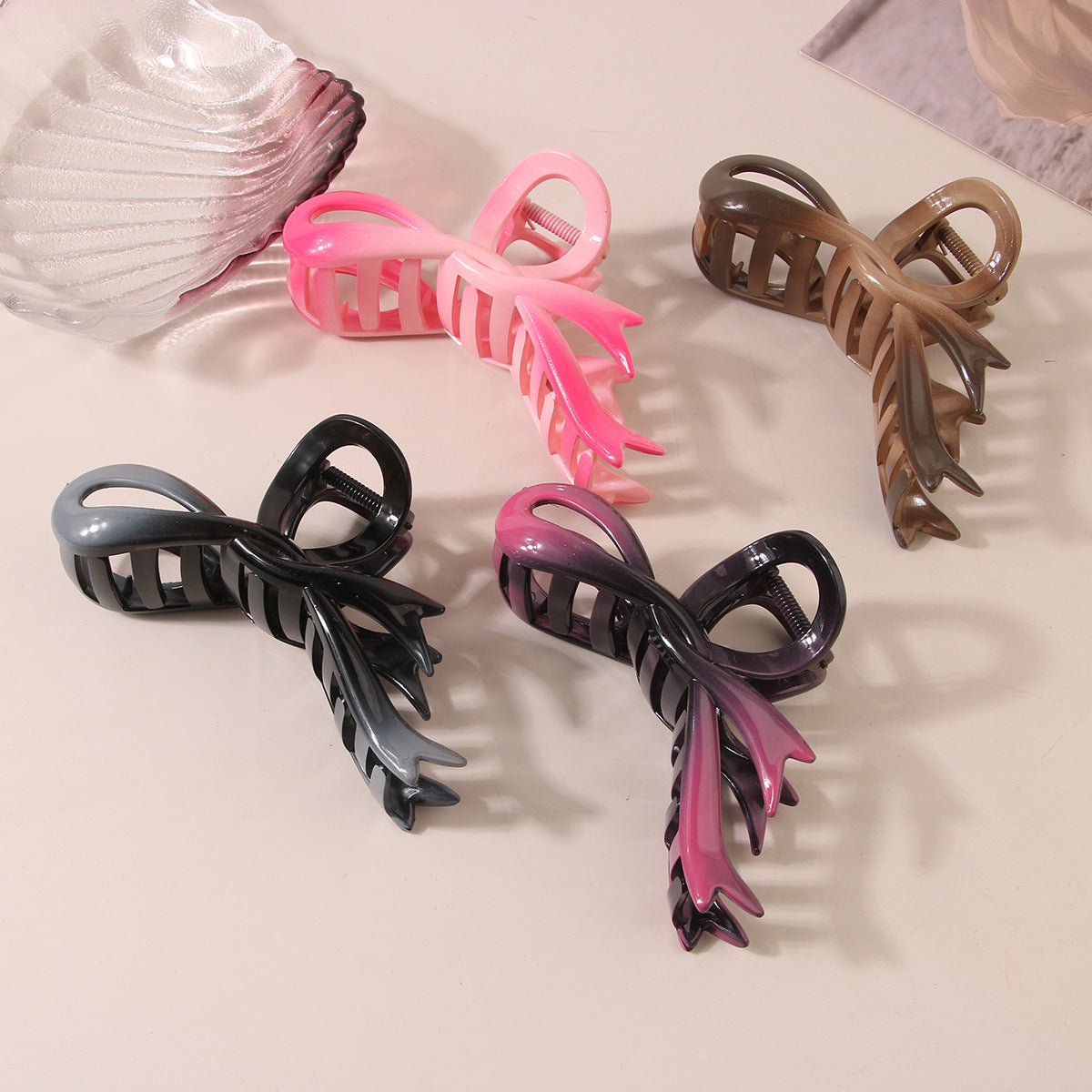 Gradient Resin Hair Claw Clip