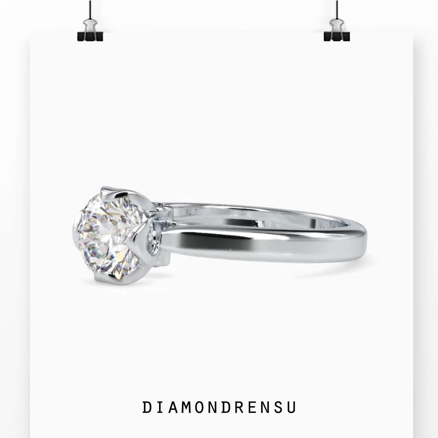 Round solitaire diamond ring featuring lab-grown diamond from Diamondrensu.