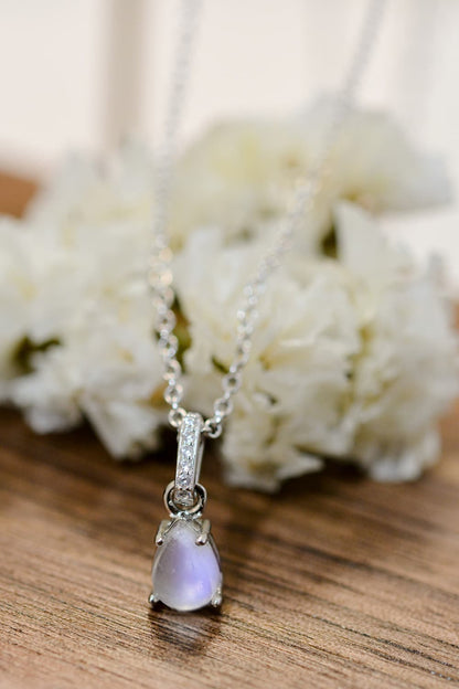 High Quality Natural Moonstone Teardrop Pendant 925 Sterling Silver Necklace