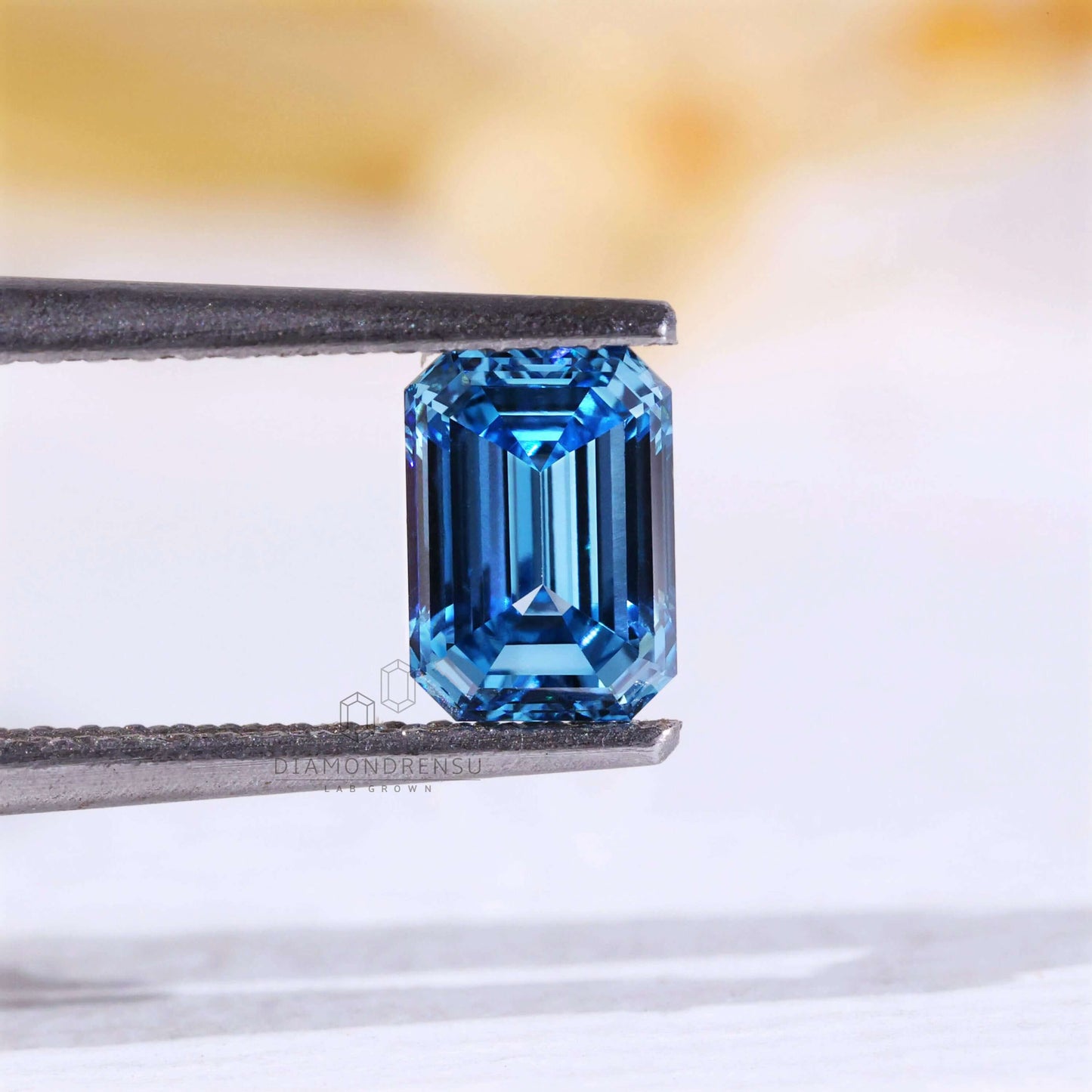 emerald cut lab grown diamond