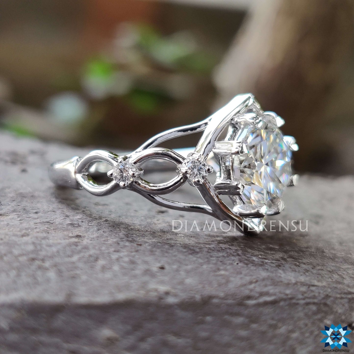 white gold ring - diamondrensu