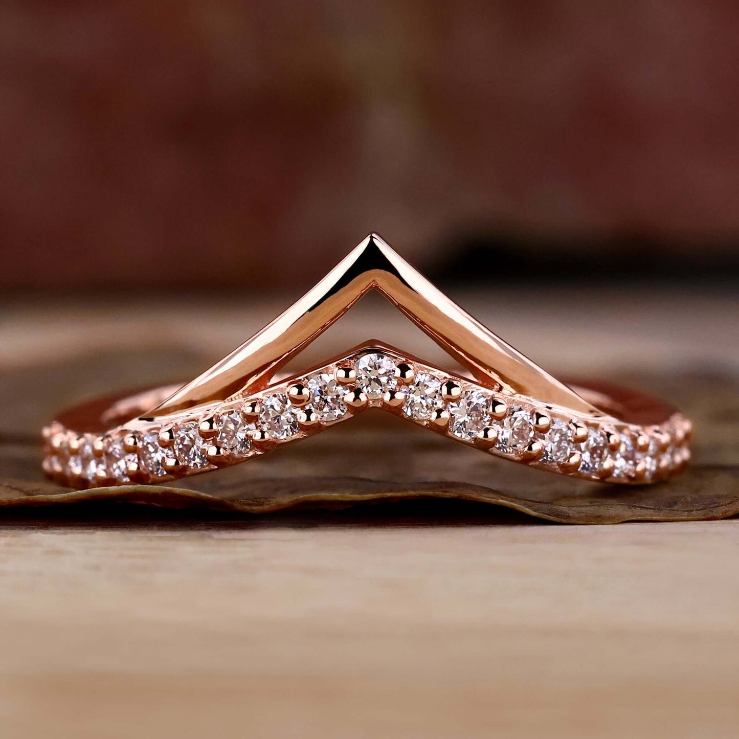 lab grown diamond wedding band