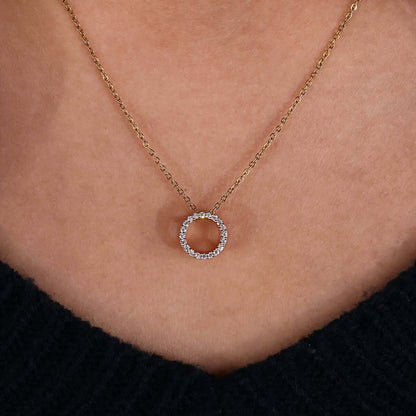 round cut diamond pendant