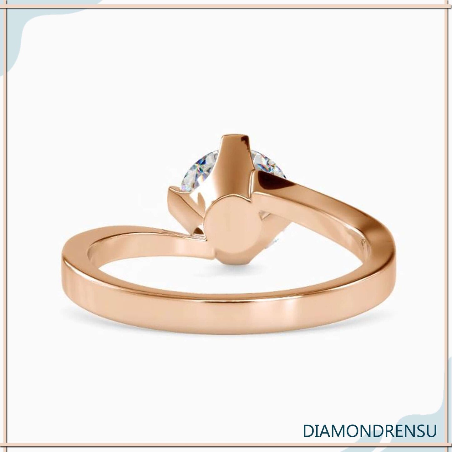 Round diamond solitaire engagement ring with a sleek and sophisticated look.
