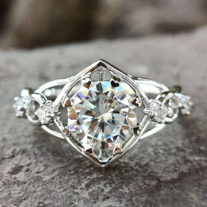 moissanite engagement rings - diamondrensu