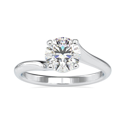 Round brilliant diamond ring in a stunning solitaire diamond setting.
