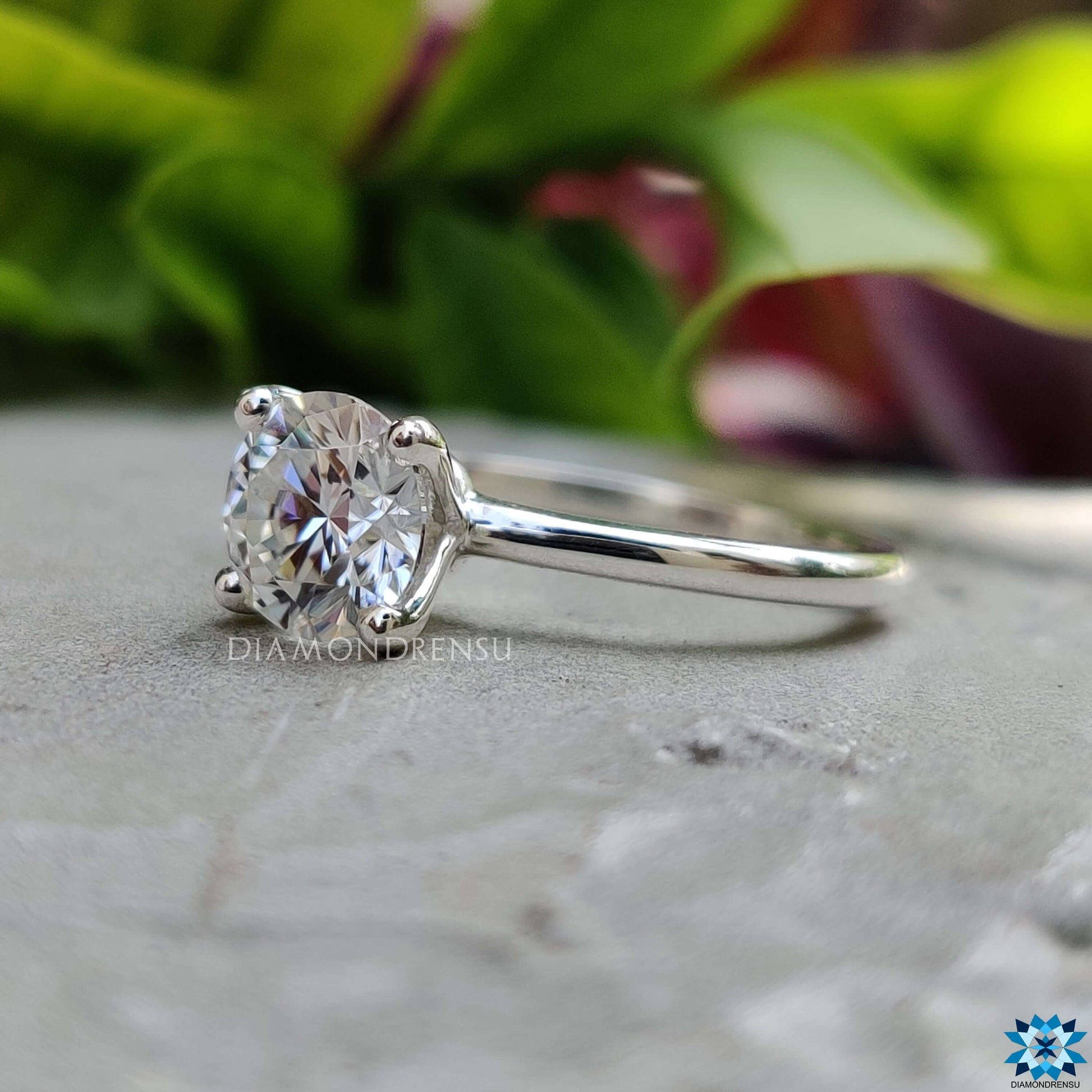 custom engagement rings - diamondrensu