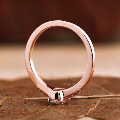 rose gold engagement ring