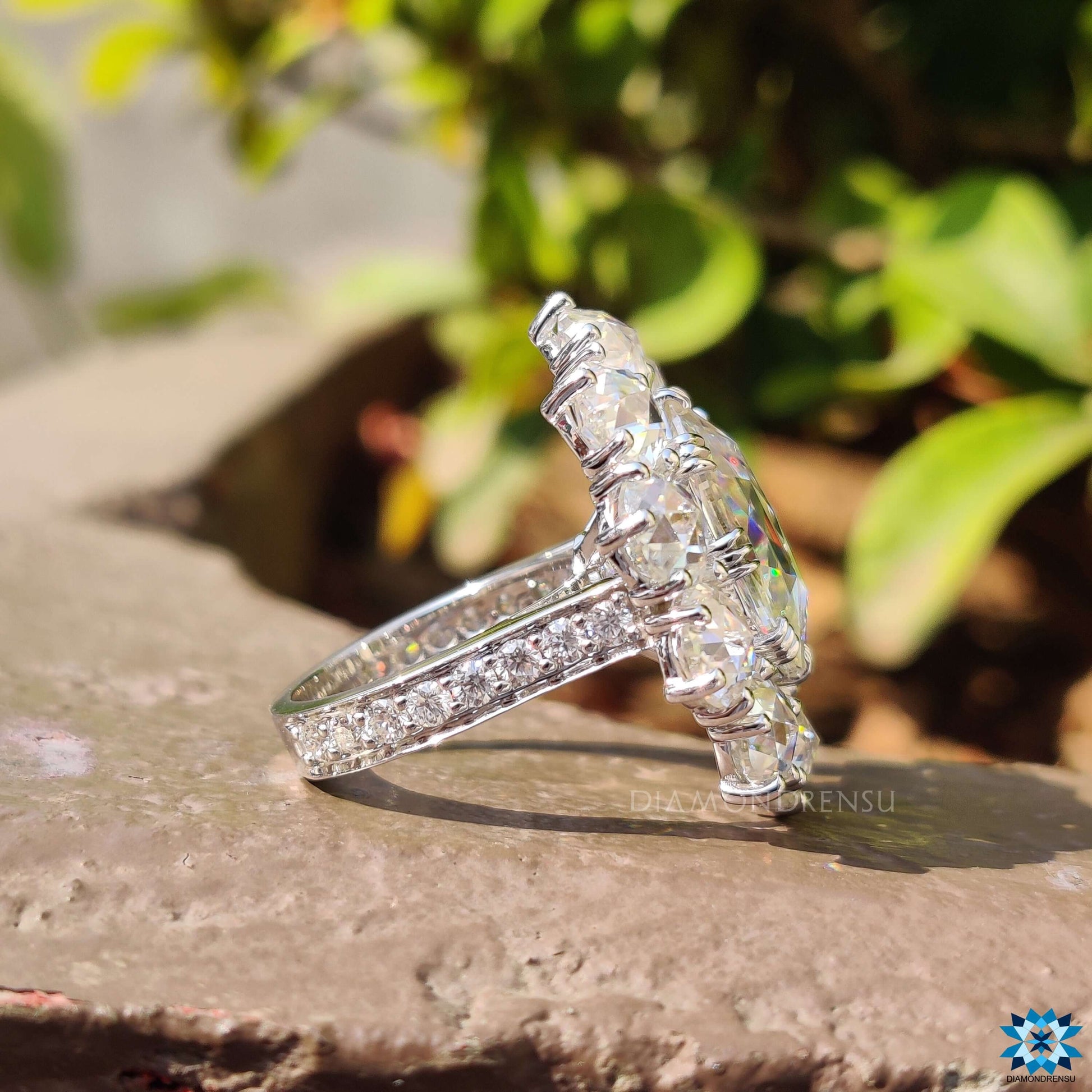 vintage style engagement rings - diamondrensu