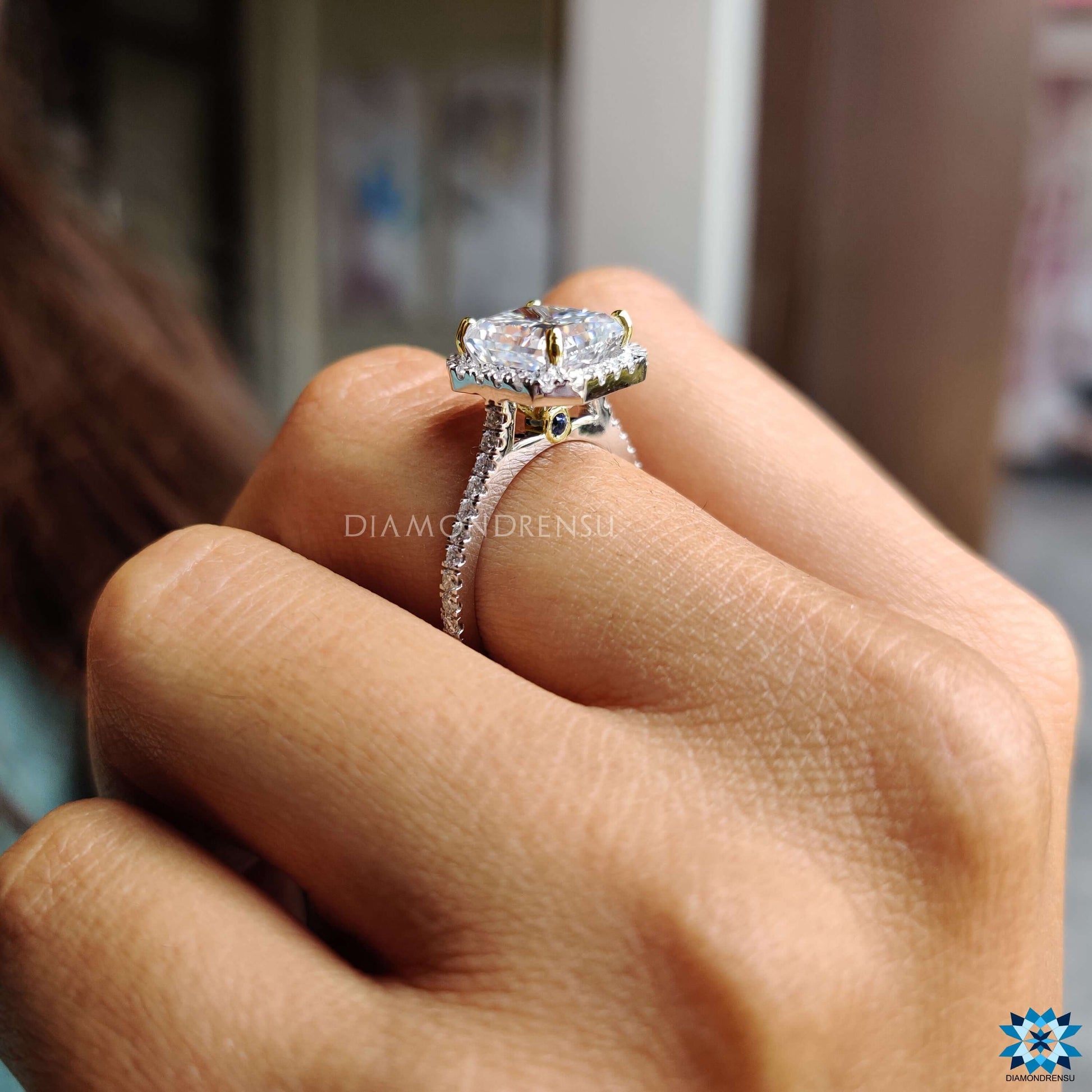 two-tone engagement ring - diamondrensu