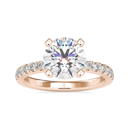 Lab grown diamond engagement ring featuring a brilliant round cut stone.
